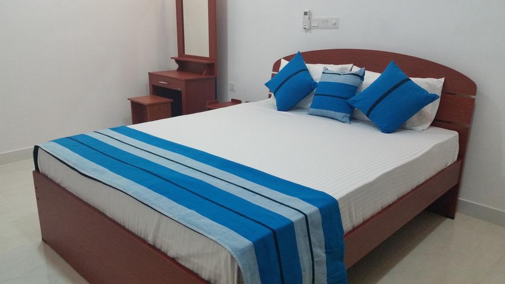 Serene View Tourist Rest Hotell Anuradhapura Exteriör bild