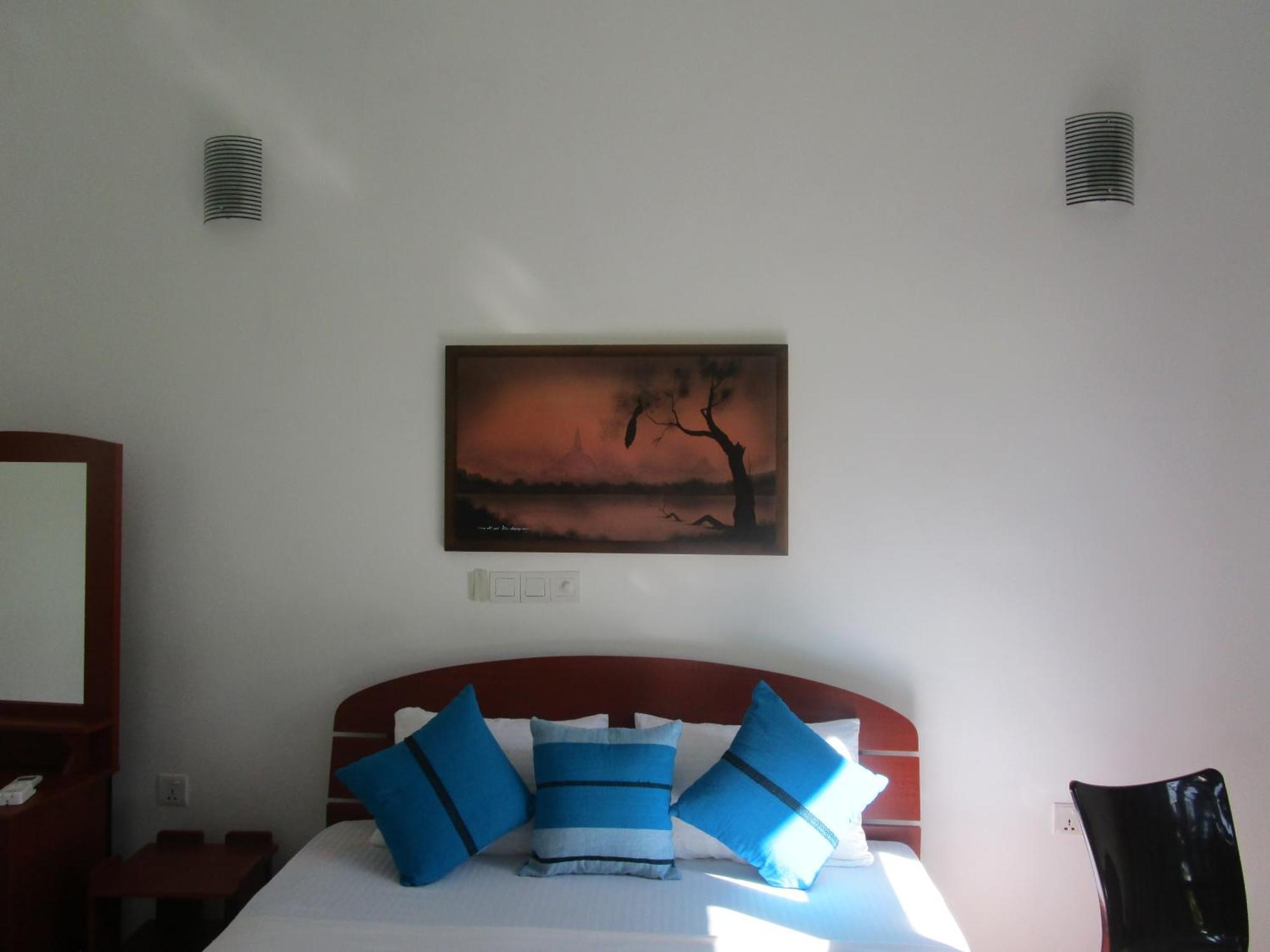 Serene View Tourist Rest Hotell Anuradhapura Exteriör bild