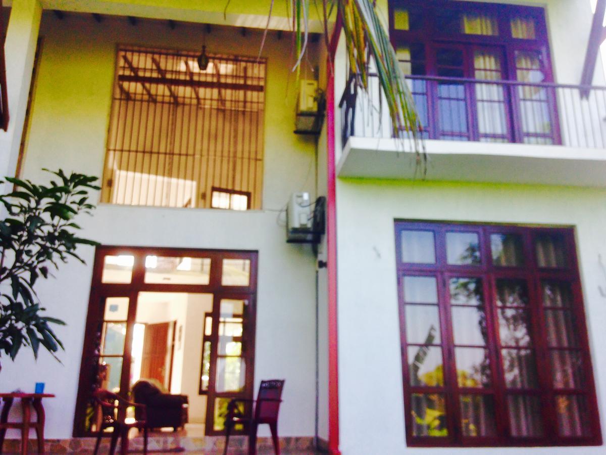 Serene View Tourist Rest Hotell Anuradhapura Exteriör bild